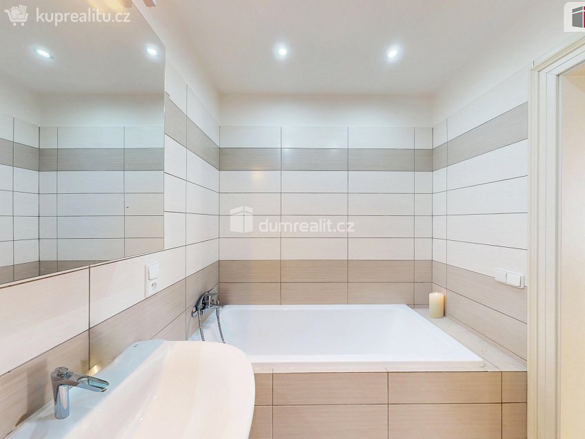 Prodej bytu 5+kk 144 m^2 Americká, Praha 2 