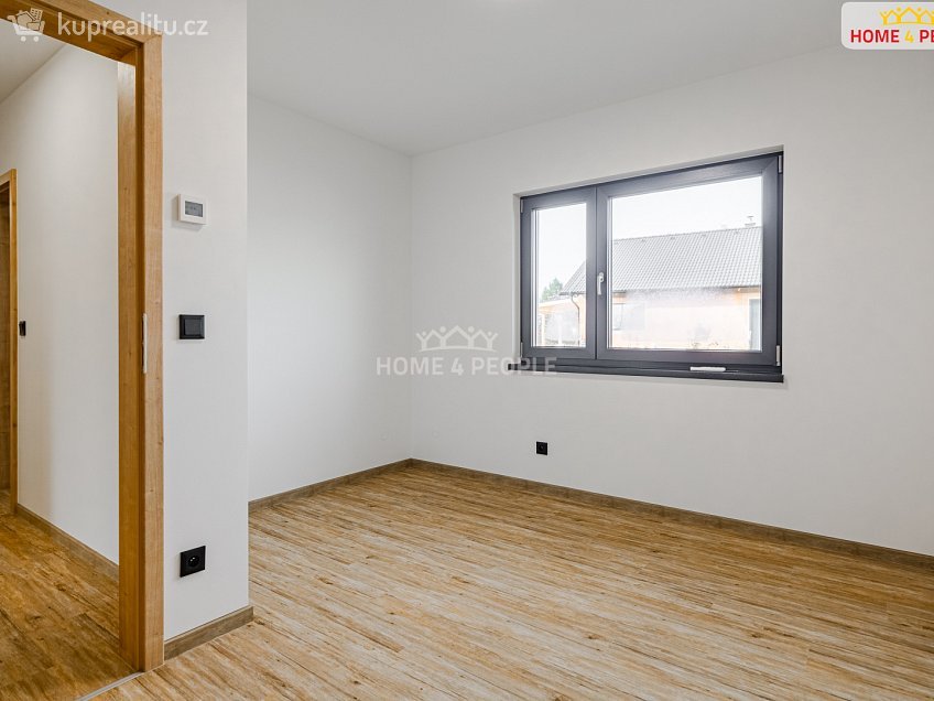 Prodej  rodinného domu 90 m^2 Kolová, Kolová 