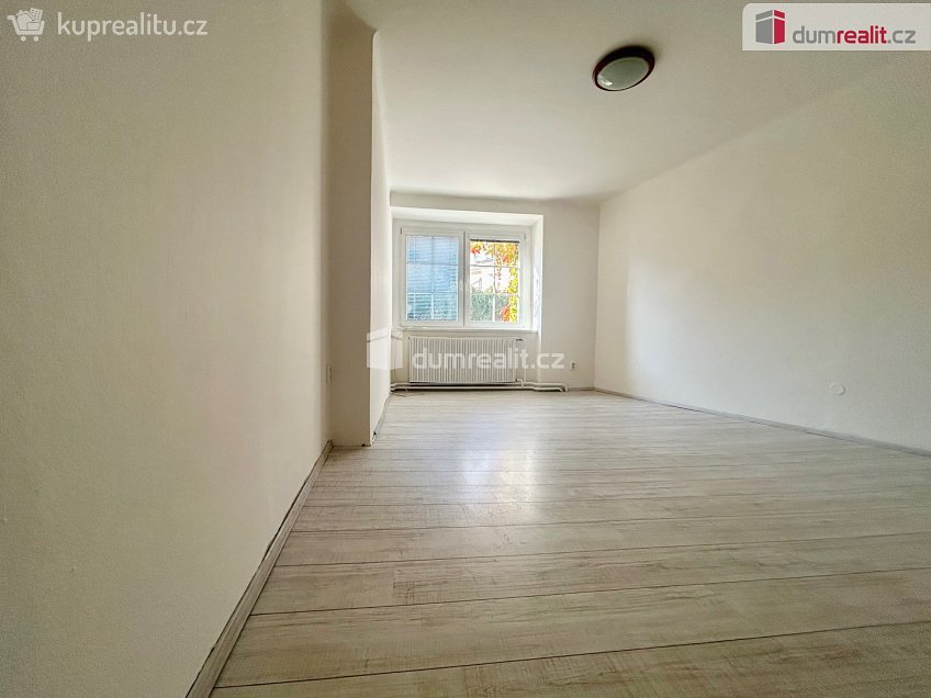 Pronájem bytu 3+1 96 m^2 Česká, Kutná Hora 