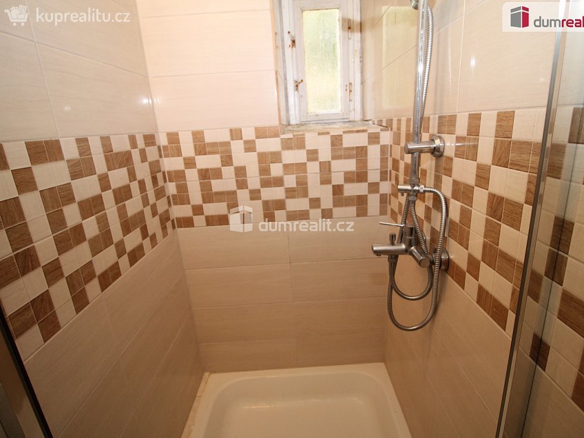 Pronájem bytu 2+1 67 m^2 Hlavní třída, Mariánské Lázně 