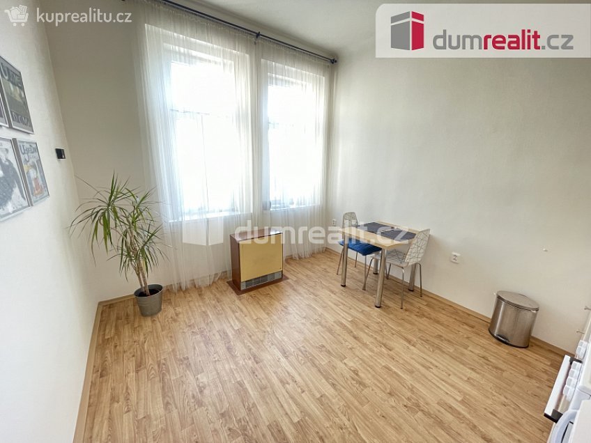 Pronájem bytu 1+1 42 m^2 Marie Cibulkové, Praha 4 