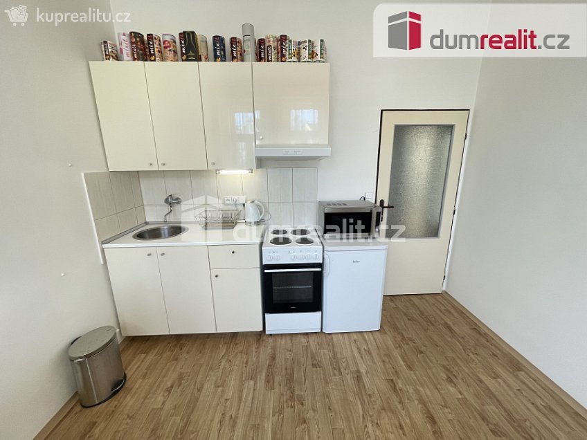 Pronájem bytu 1+1 42 m^2 Marie Cibulkové, Praha 4 