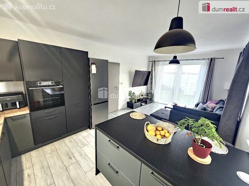 Prodej  rodinného domu 85 m^2 Východní, Úherce 