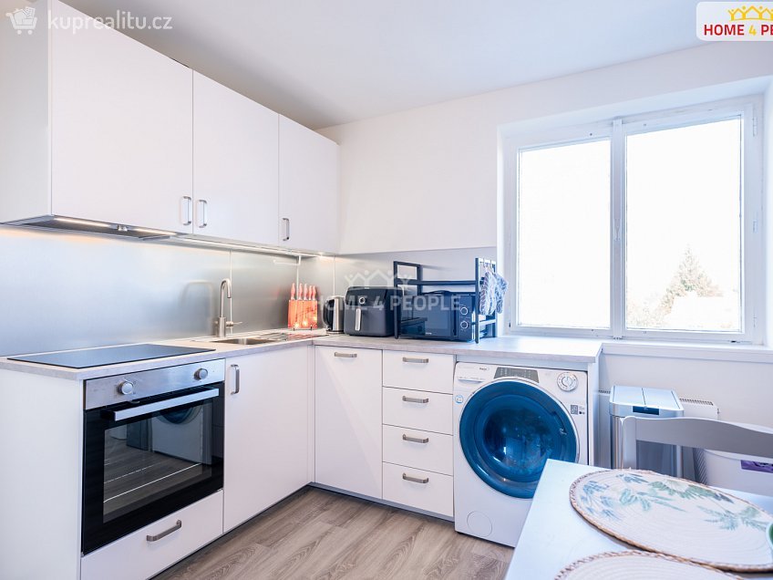 Prodej  rodinného domu 80 m^2 Na lánech, Praha 4 