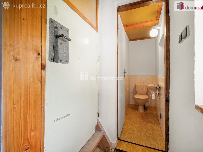 Prodej  rodinného domu 100 m^2 Třebušín, Třebušín 