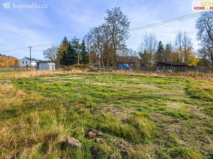Prodej  stavebního pozemku 910 m^2 Kolová, Kolová 