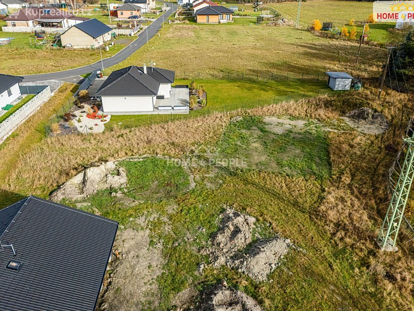 Prodej  stavebního pozemku 910 m^2 Kolová, Kolová 