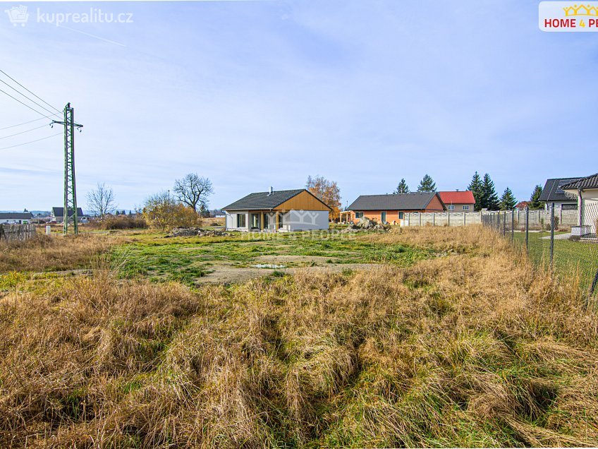 Prodej  stavebního pozemku 910 m^2 Kolová, Kolová 