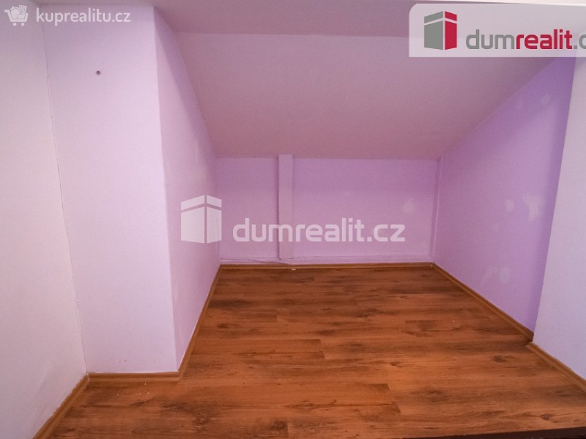 Pronájem bytu 1+1 53 m^2 Husova, Kolín 
