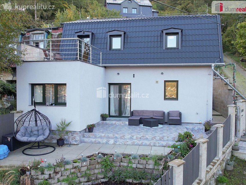 Pronájem  rodinného domu 120 m^2 Pod Vrkočem, Ústí nad Labem 
