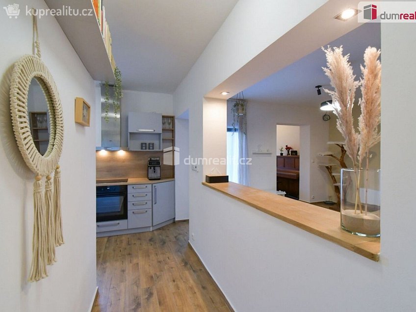 Pronájem  rodinného domu 120 m^2 Pod Vrkočem, Ústí nad Labem 