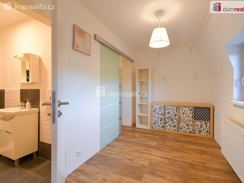 Pronájem  rodinného domu 120 m^2 Pod Vrkočem, Ústí nad Labem 