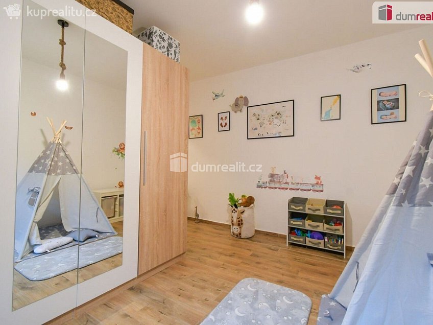 Pronájem  rodinného domu 120 m^2 Pod Vrkočem, Ústí nad Labem 