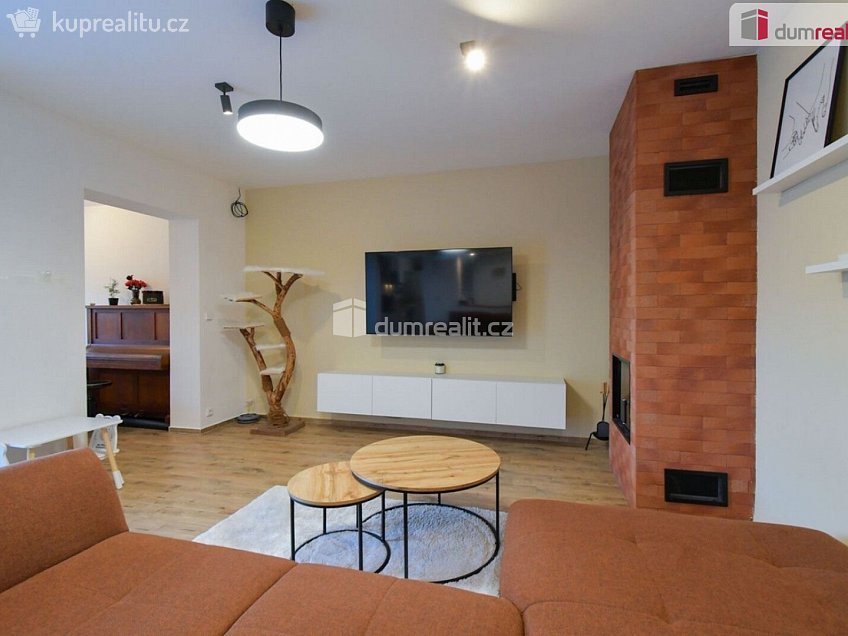 Pronájem  rodinného domu 120 m^2 Pod Vrkočem, Ústí nad Labem 