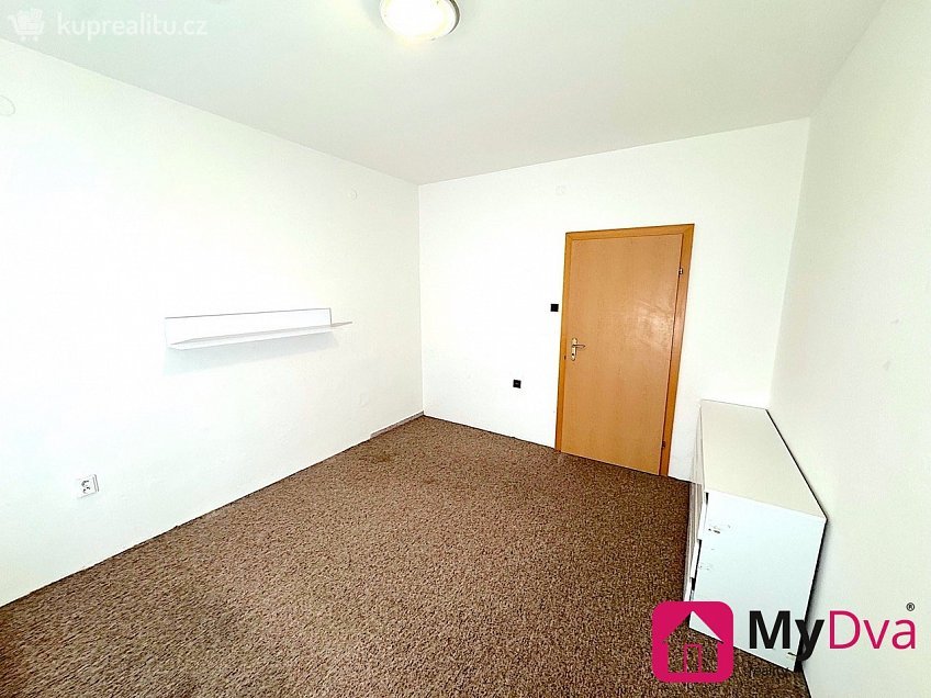 Pronájem bytu 3+1 67 m^2 Pražská sídl., Znojmo 