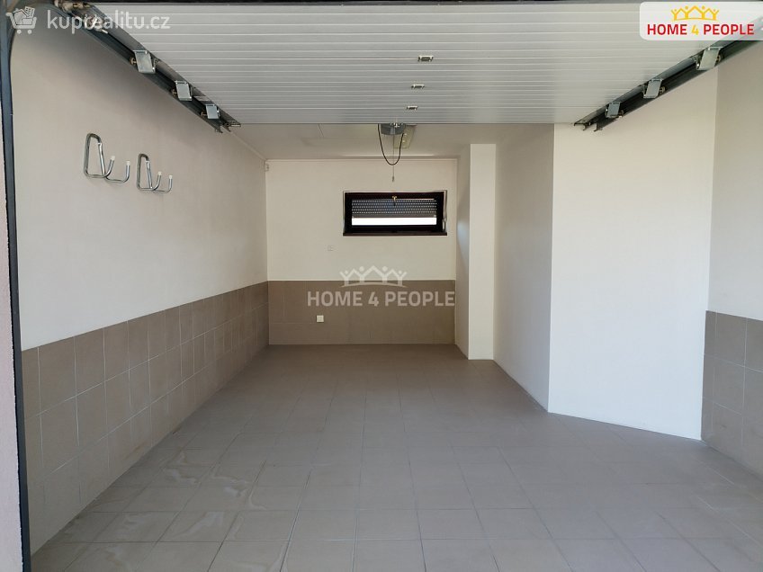 Pronájem  garáže 20 m^2 Maková, Šestajovice 