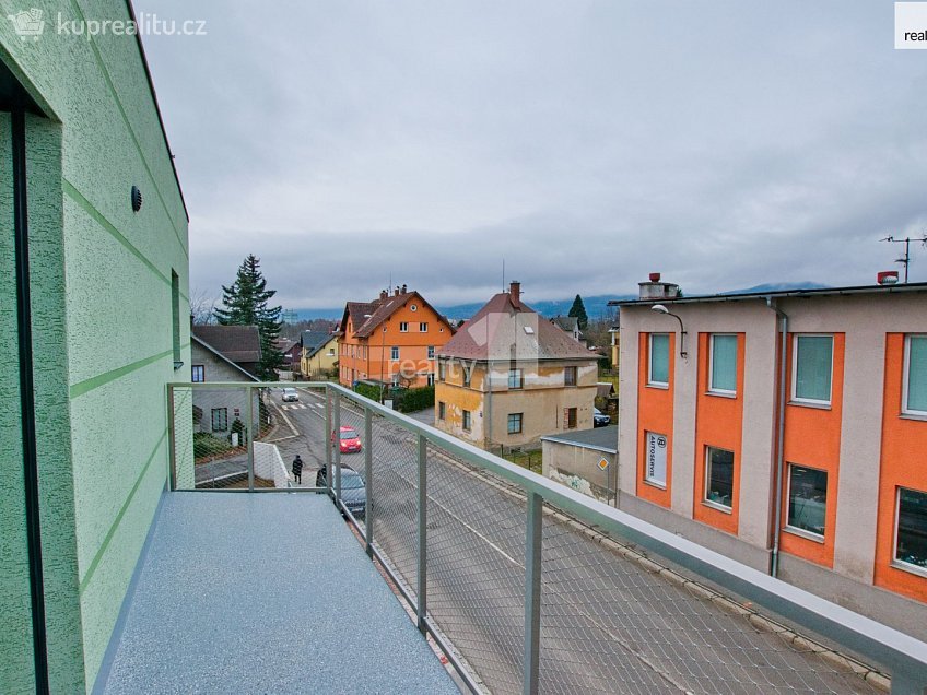 Pronájem bytu 2+kk 55 m^2 Londýnská, Liberec 