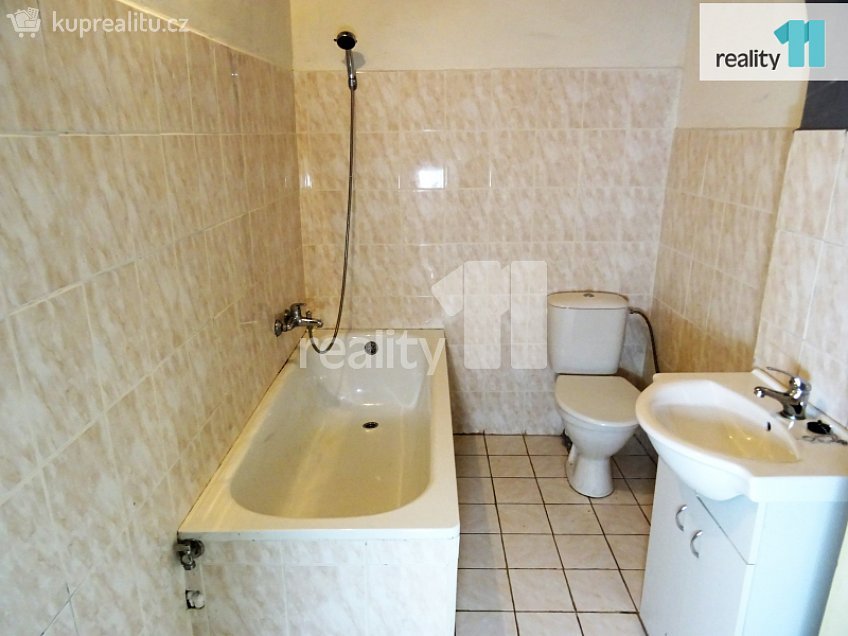 Pronájem bytu 1+kk 29 m^2 Jindřicha z Lipé, Česká Lípa 