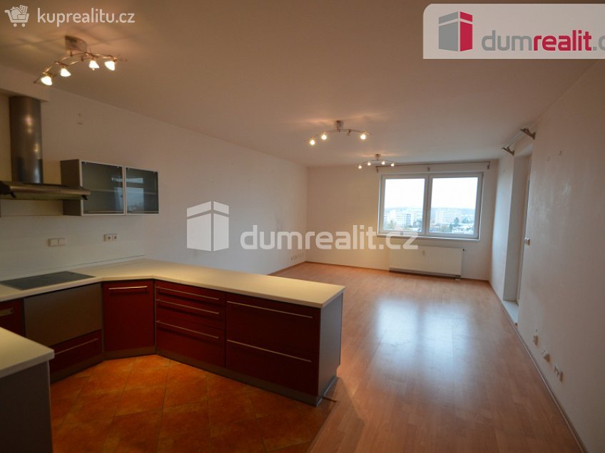 Pronájem bytu 2+kk 68 m^2 Otradovická, Praha 12 