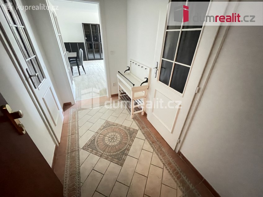 Pronájem bytu 2+kk 57 m^2 Velké Kunratické, Praha-Kunratice 