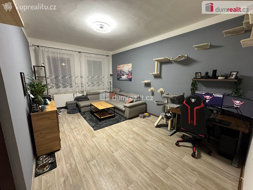 Pronájem bytu 2+1 62 m^2 Kamenická, Děčín 