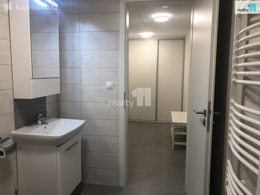 Pronájem bytu 1+kk 50 m^2 Kollárova, Plzeň 