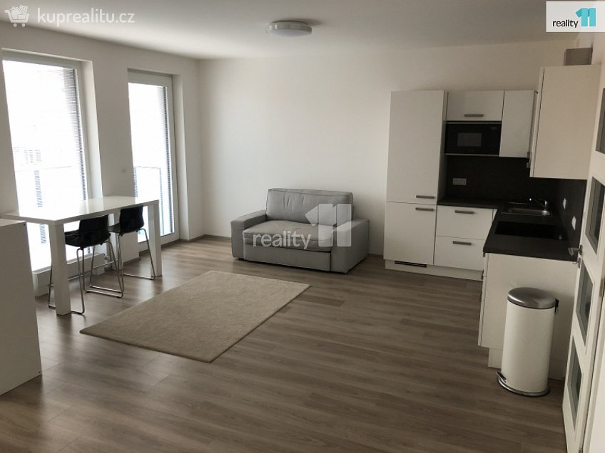 Pronájem bytu 1+kk 50 m^2 Kollárova, Plzeň 