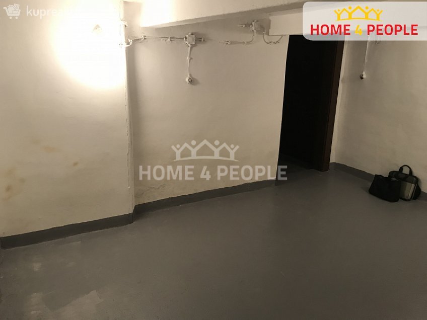 Pronájem  skladu 20 m^2 Tůmova, Praha 5 