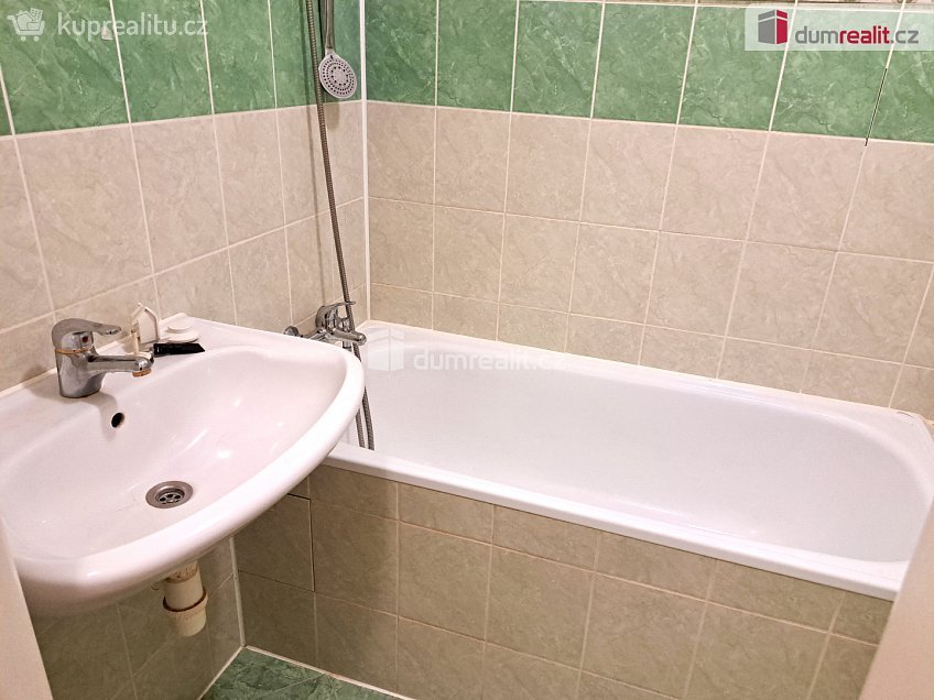 Pronájem bytu 1+1 32 m^2 Růžový palouček, Ústí nad Labem 