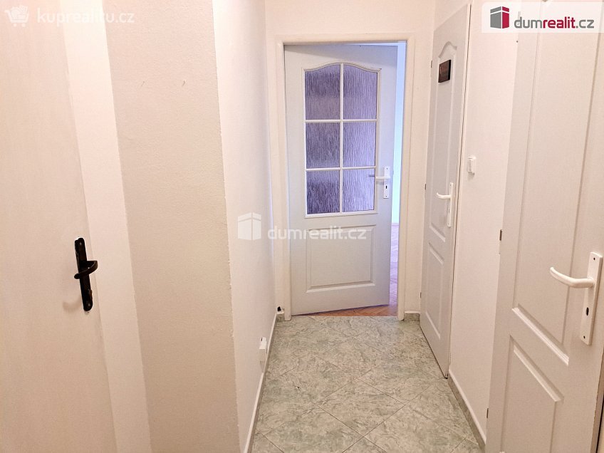 Pronájem bytu 1+1 32 m^2 Růžový palouček, Ústí nad Labem 