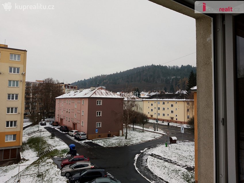 Pronájem bytu 2+1 56 m^2 Přátelství, Karlovy Vary 