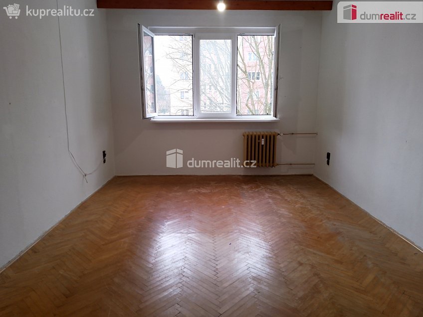 Pronájem bytu 2+1 56 m^2 Přátelství, Karlovy Vary 