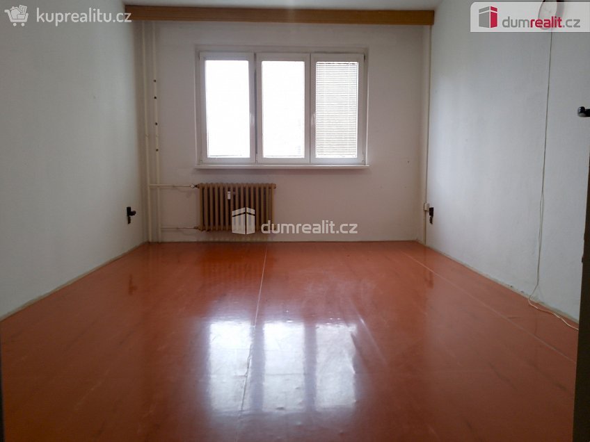 Pronájem bytu 2+1 56 m^2 Přátelství, Karlovy Vary 