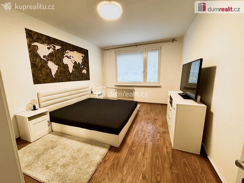 Pronájem bytu 2+1 61 m^2 Pohraniční, Děčín 