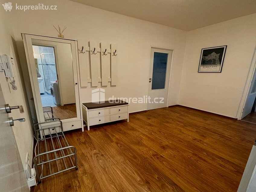 Pronájem bytu 2+1 61 m^2 Pohraniční, Děčín 