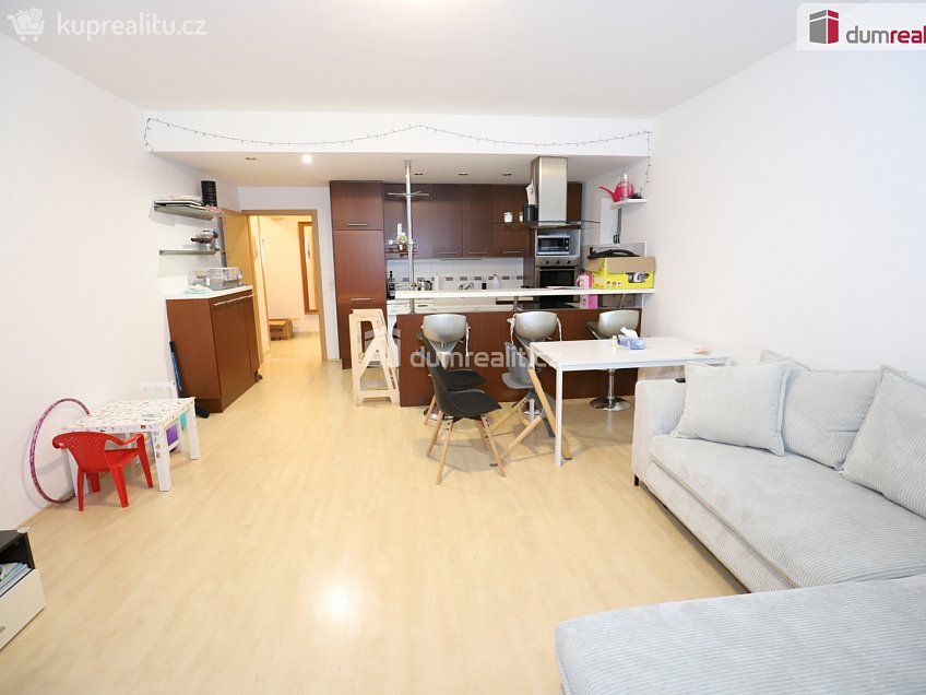 Pronájem bytu 2+kk 74 m^2 Nejdlova, Karlovy Vary 