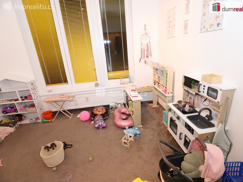 Pronájem bytu 2+kk 74 m^2 Nejdlova, Karlovy Vary 