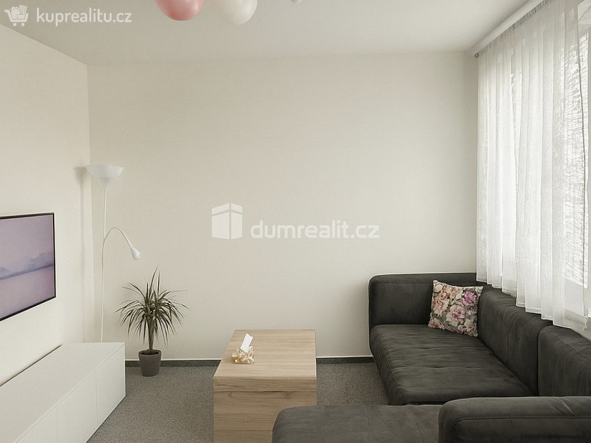 Pronájem bytu 2+1 55 m^2 Jana Zajíce, Ústí nad Labem 