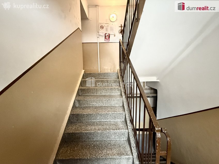 Pronájem bytu 2+1 63 m^2 Ruská, Dubí 