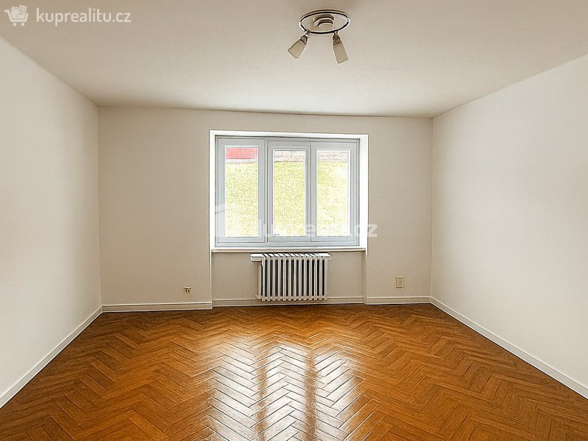 Pronájem bytu 2+1 63 m^2 Ruská, Dubí 