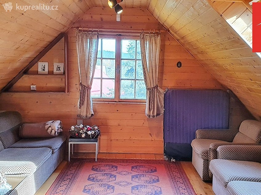 Prodej  rodinného domu 170 m^2 Na Stráni 119, Valy 