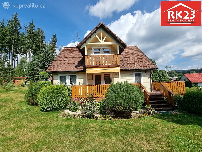 Prodej  rodinného domu 170 m^2 Na Stráni 119, Valy 