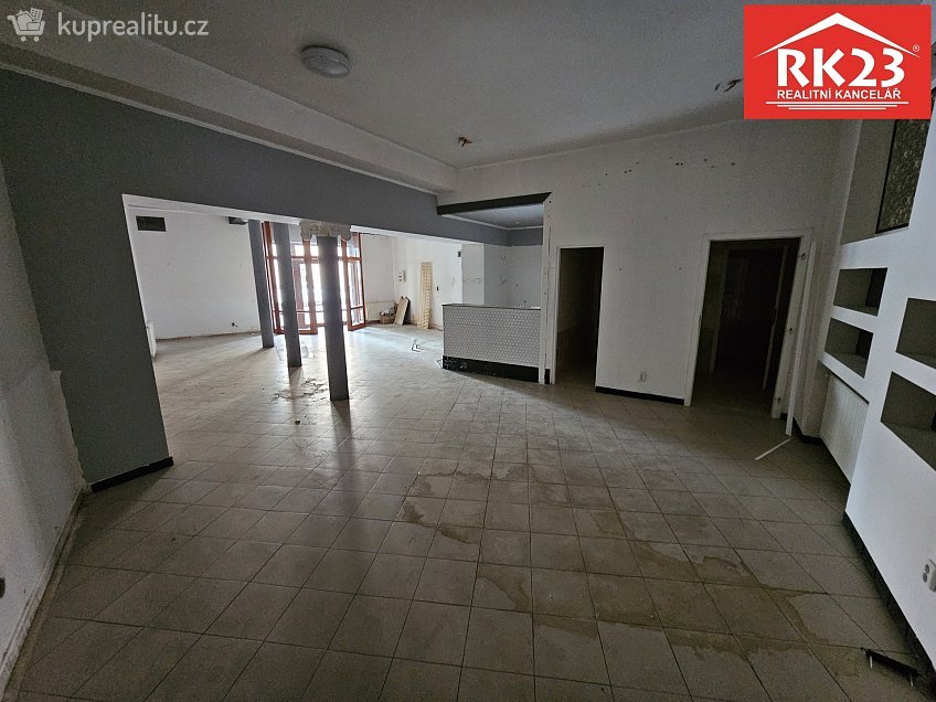 Pronájem  obchodních prostor 97 m^2 Hlavní třída 737, Mariánské Lázně 