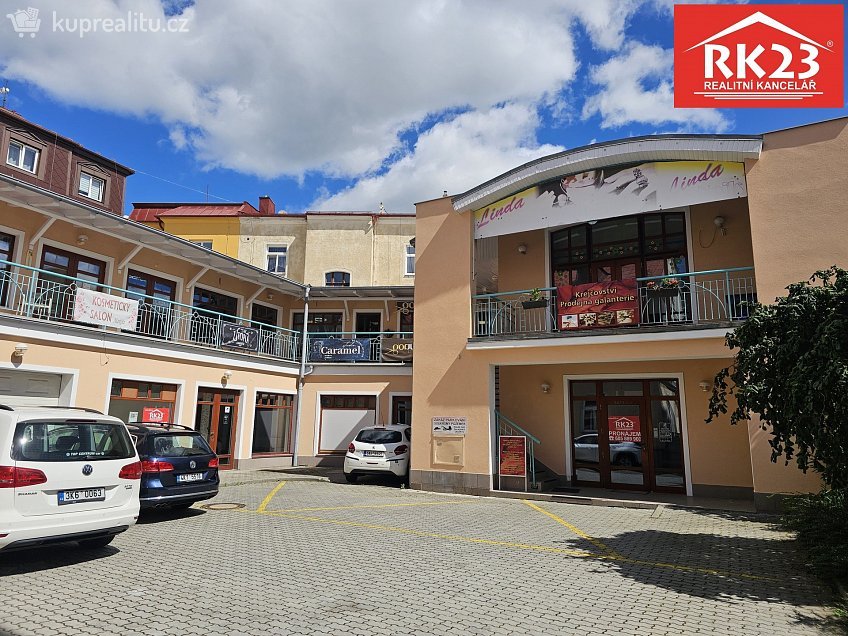 Pronájem  obchodních prostor 57 m^2 Hlavní třída 737, Mariánské Lázně 