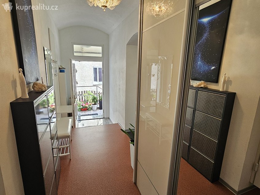 Prodej bytu 2+kk 65 m^2 Ruská 383, Mariánské Lázně 