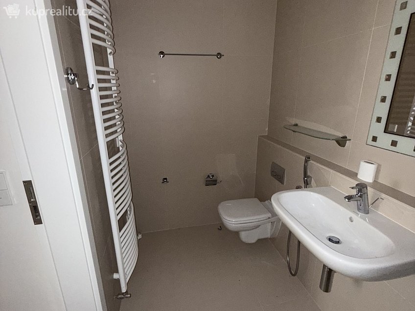 Prodej bytu 2+kk 67 m^2 Masarykova 19, Mariánské Lázně 