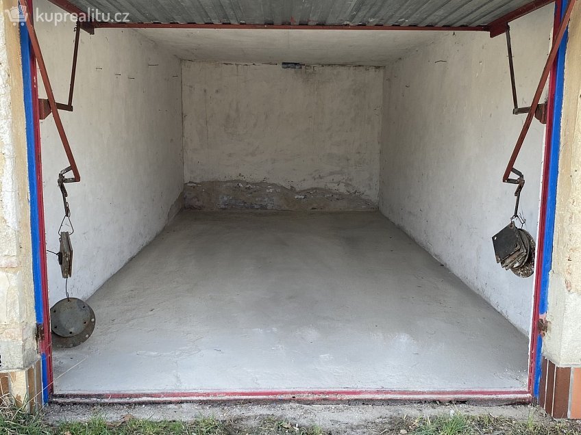 Prodej  garáže 20 m^2 Cheb, Cheb 