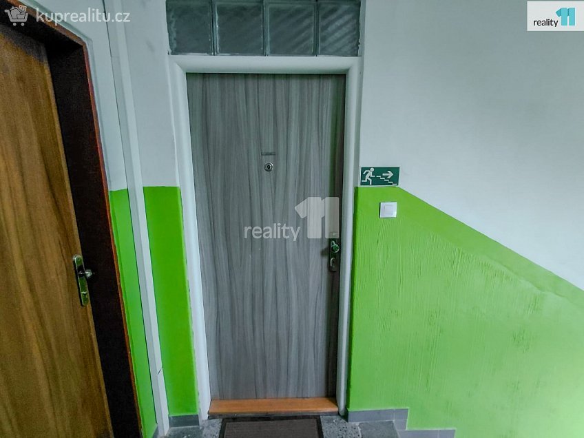 Prodej bytu 2+1 80 m^2 Májová, Cheb 