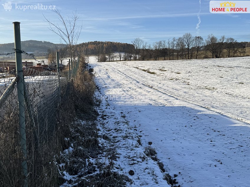 Prodej  stavebního pozemku 4522 m^2 Pražská, Vlachovo Březí 