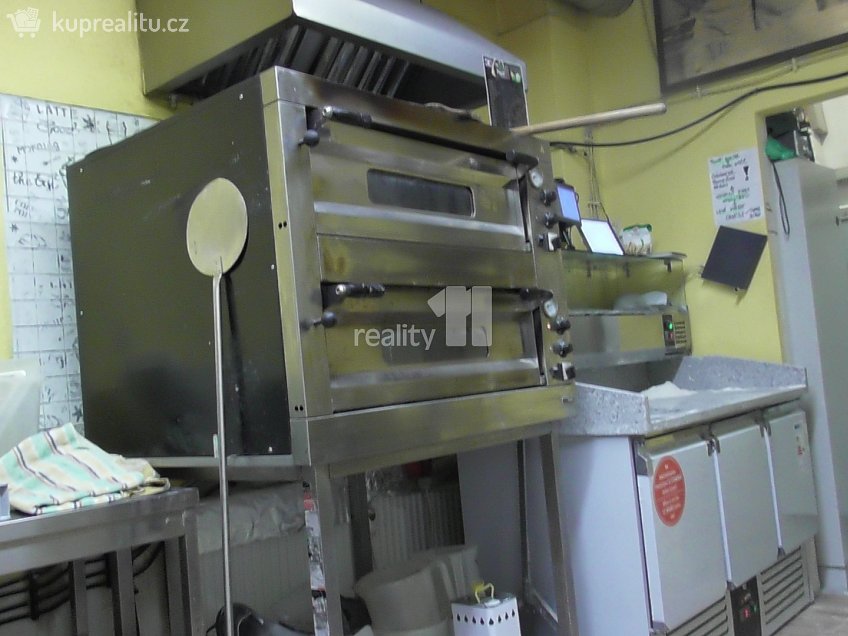 Pronájem  restauračního zařízení 65 m^2 Čs. legií, Ostrava 